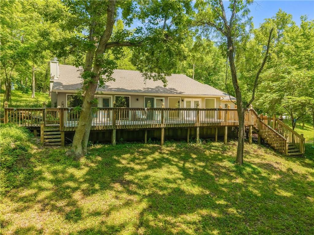 8919 S Hardsaw Road, Lone Jack, MO 64070