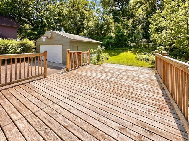 418 Belvidere Street E, Saint Paul, MN 55107