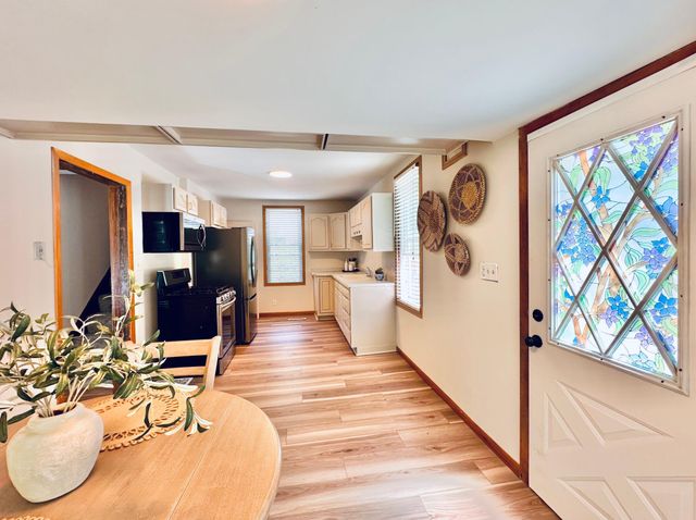 418 Belvidere Street E, Saint Paul, MN 55107