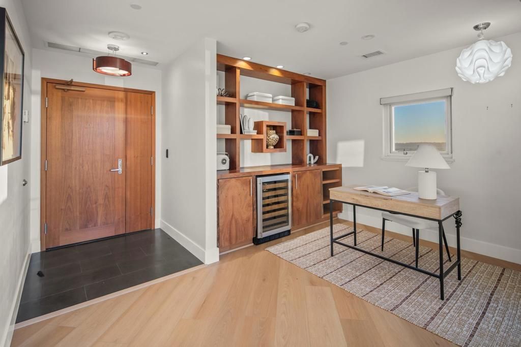 700 W Harbor 2101, San Diego, CA 92101 — photo 2