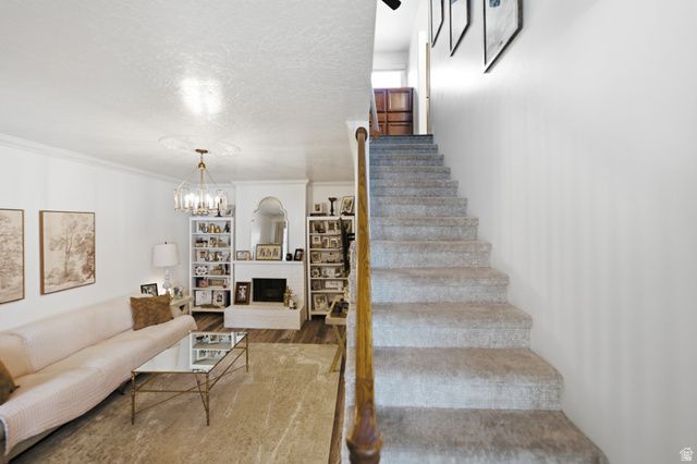 266 W MEADOW LN, Centerville, UT 84014