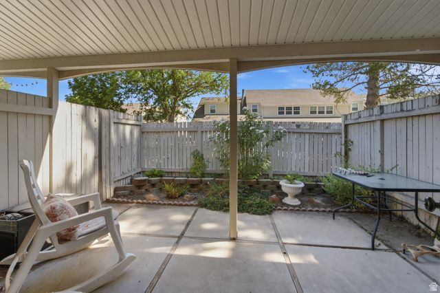 266 W MEADOW LN, Centerville, UT 84014