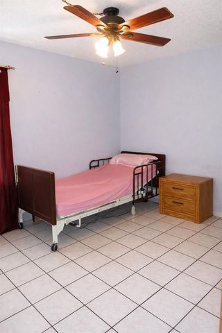 38831 NORTH AVENUE, Zephyrhills, FL 33542