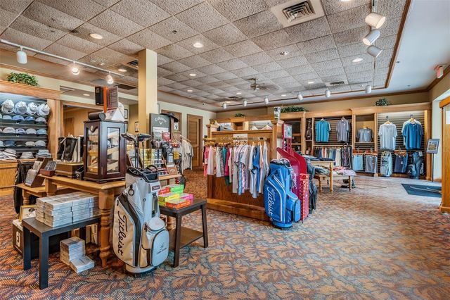 13915 CARRYBACK DRIVE, Dade City, FL 33525