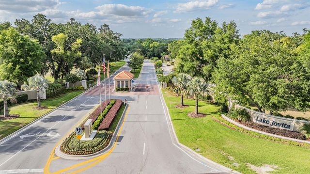 13915 CARRYBACK DRIVE, Dade City, FL 33525