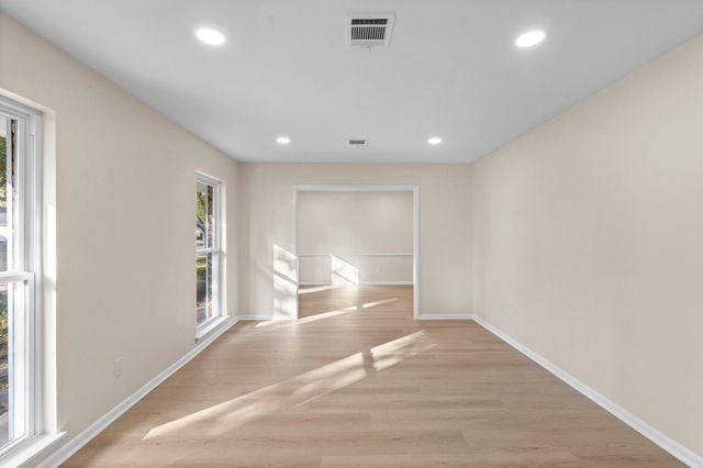 9610 Meadowglen Lane, Houston, TX 77063