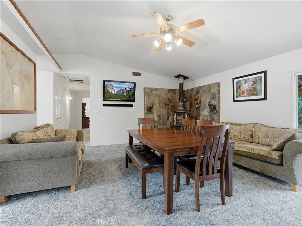 Image 10 of property listing at 6155 State Highway 49 N, Mariposa, CA 95338
