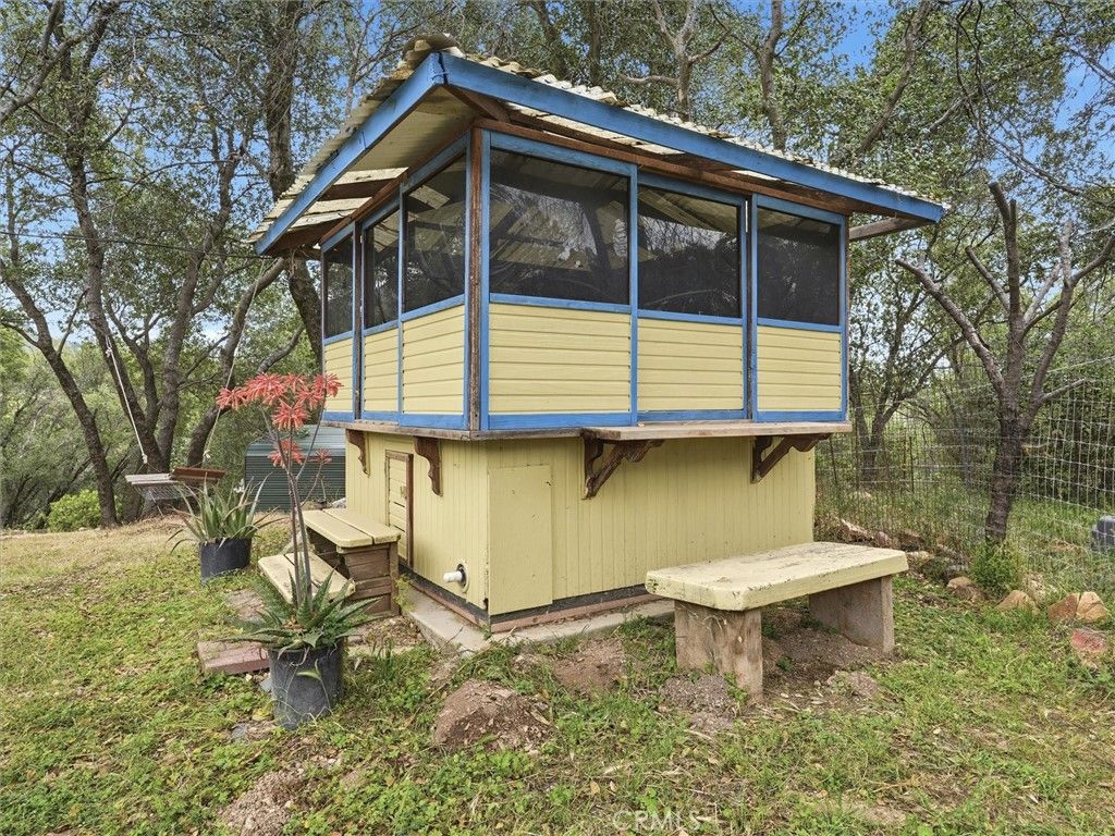 Image 35 of property listing at 6155 State Highway 49 N, Mariposa, CA 95338