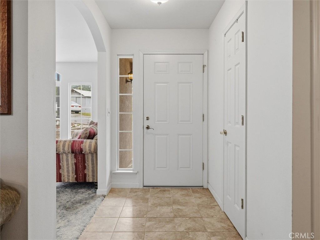 Image 5 of property listing at 6155 State Highway 49 N, Mariposa, CA 95338