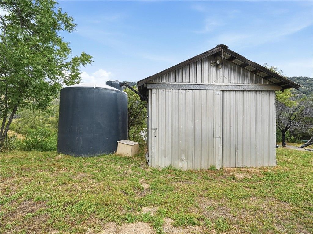 Image 55 of property listing at 6155 State Highway 49 N, Mariposa, CA 95338