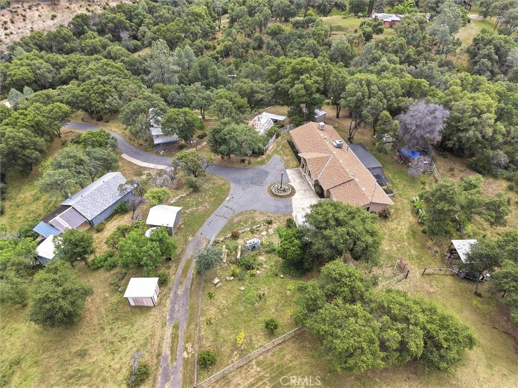Image 59 of property listing at 6155 State Highway 49 N, Mariposa, CA 95338