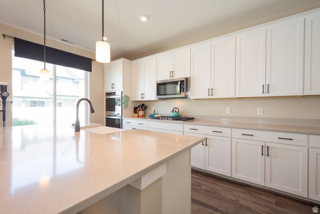 3044 S EDGEWATER LN, Syracuse, UT 84075