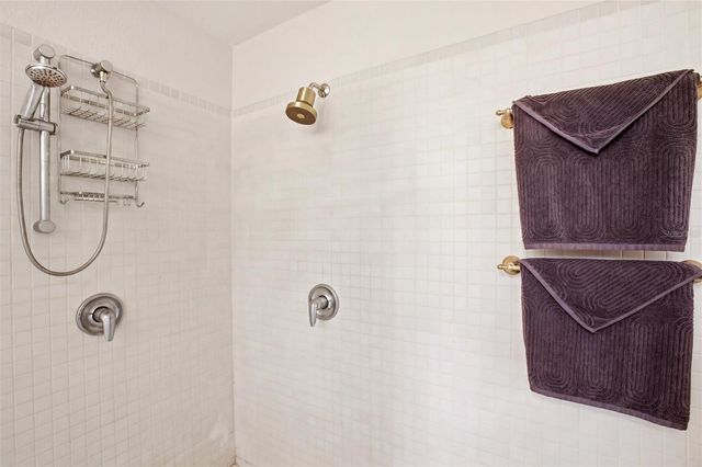 500 SUFFOLK CIR CIRCLE, Nokomis, FL 34275