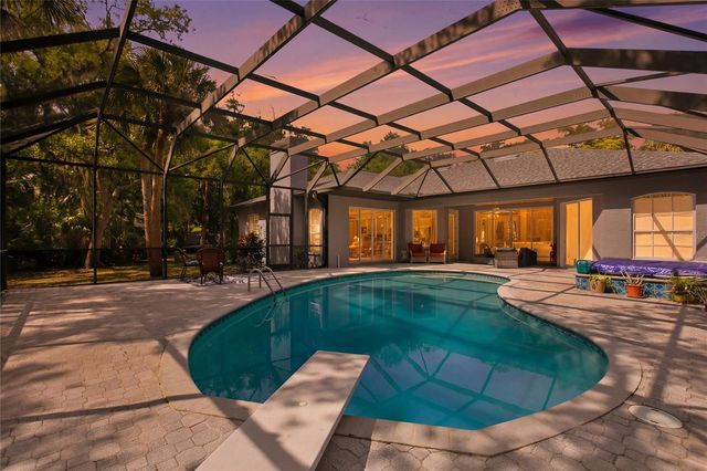 500 SUFFOLK CIR CIRCLE, Nokomis, FL 34275