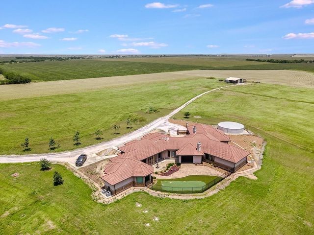 14502 Lund Carlson RD, Coupland, TX 78615