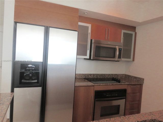335 S Biscayne Blvd 3503, Miami, FL 33131