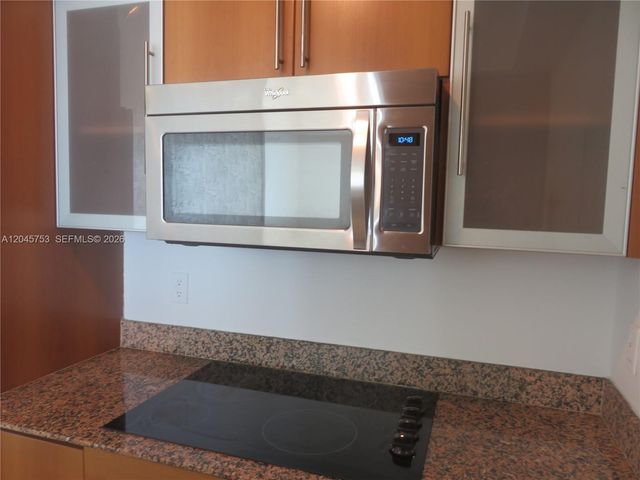 335 S Biscayne Blvd 3503, Miami, FL 33131