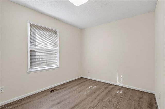 1501 Pebblebrook Road, Winston-salem, NC 27105