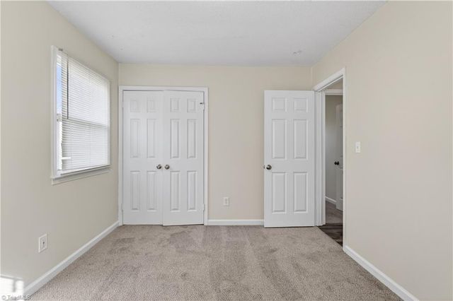 1501 Pebblebrook Road, Winston-salem, NC 27105