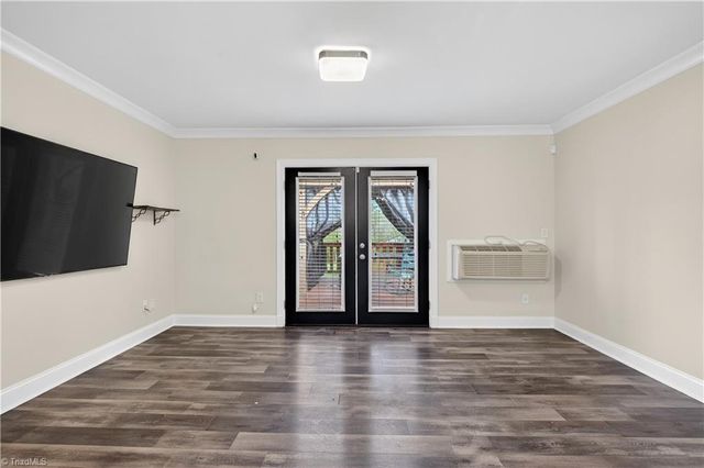 1501 Pebblebrook Road, Winston-salem, NC 27105