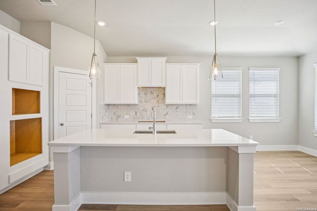 11424 Feather Vale, San Antonio, TX 78254