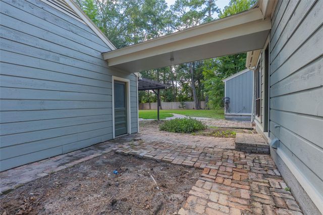 12515 Lazywood Street, Pinehurst, TX 77362