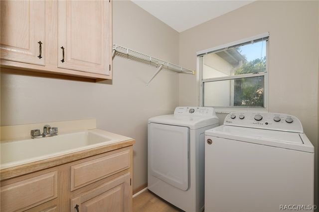 489 E Falconry Court, Hernando, FL 34442