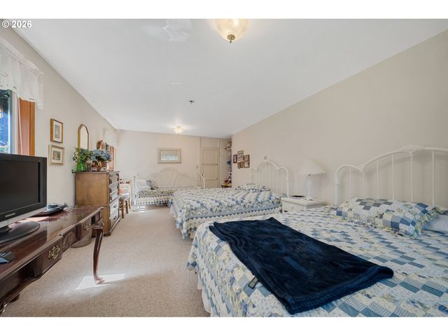 6250 13TH St Nw, Cape Meares, OR 97141