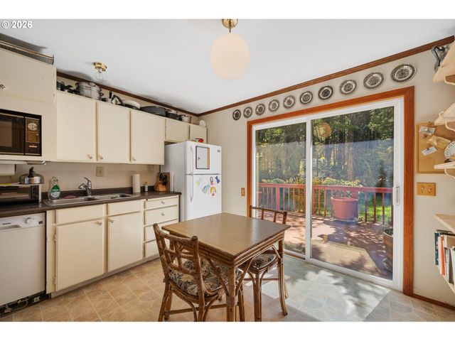 6250 13TH St Nw, Cape Meares, OR 97141