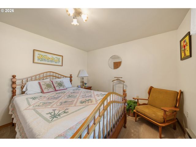 6250 13TH St Nw, Cape Meares, OR 97141