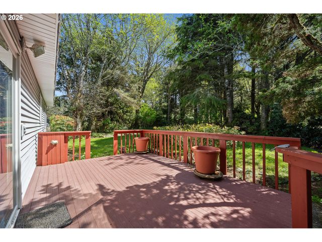 6250 13TH St Nw, Cape Meares, OR 97141