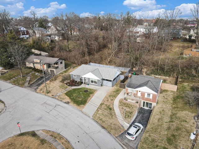 26 Alpine Drive, Fort Thomas, KY 41075