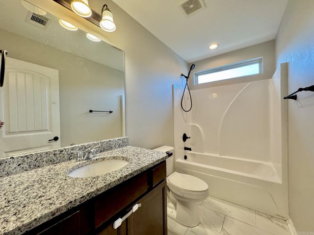 210 Hillshire Loop, Hot Springs, AR 71913