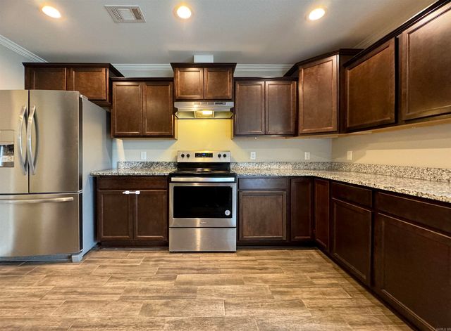 210 Hillshire Loop, Hot Springs, AR 71913