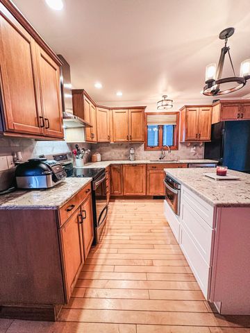 53 Sandra Avenue, Plattsburgh, NY 12901