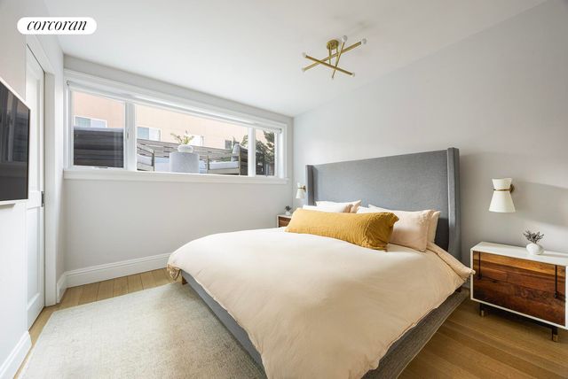 80 Leonard St Apt 5H, New York City, NY 10013