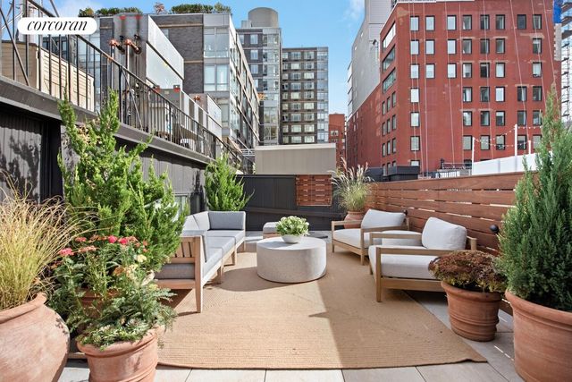 80 Leonard St Apt 5H, New York City, NY 10013