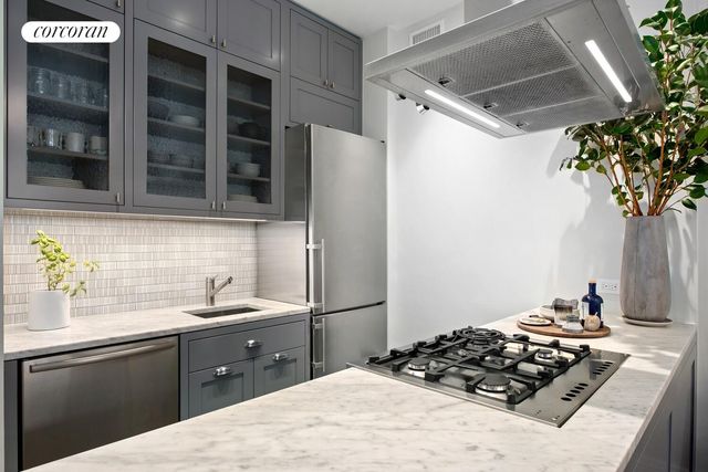 80 Leonard St Apt 5H, New York City, NY 10013