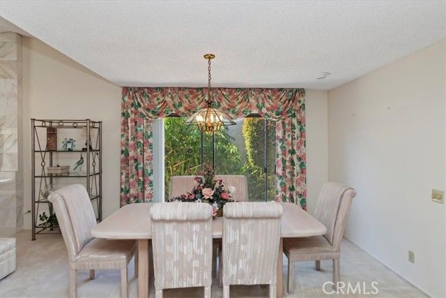 548 Via La Paloma, Riverside, CA 92507