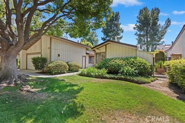 548 Via La Paloma, Riverside, CA 92507