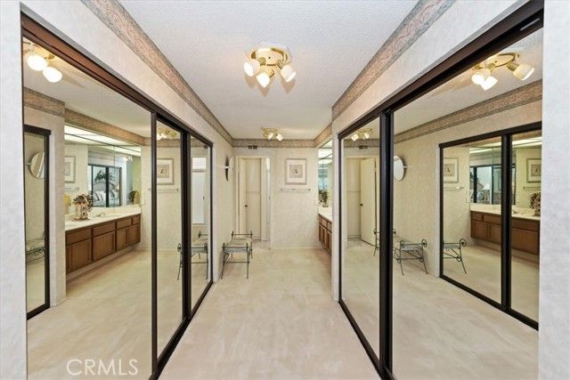 548 Via La Paloma, Riverside, CA 92507