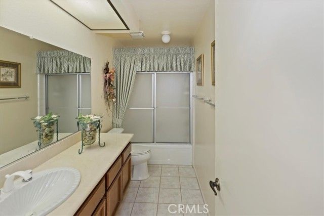 548 Via La Paloma, Riverside, CA 92507