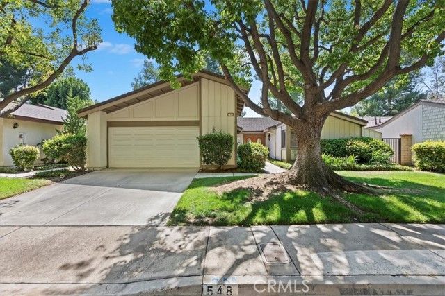 548 Via La Paloma, Riverside, CA 92507