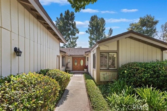 548 Via La Paloma, Riverside, CA 92507