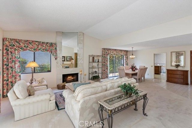548 Via La Paloma, Riverside, CA 92507