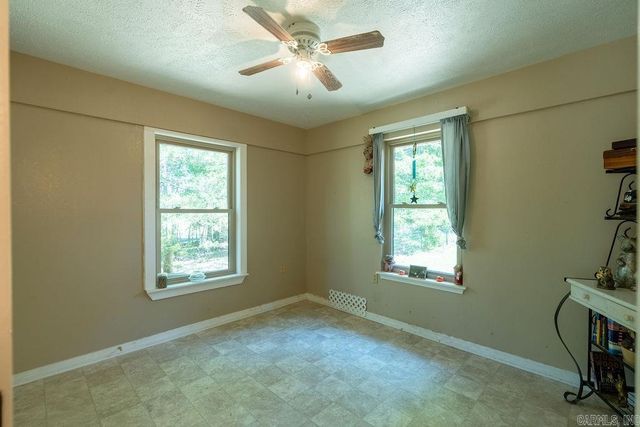 264 Harrelson Road, Tumbling Shoals, AR 72581