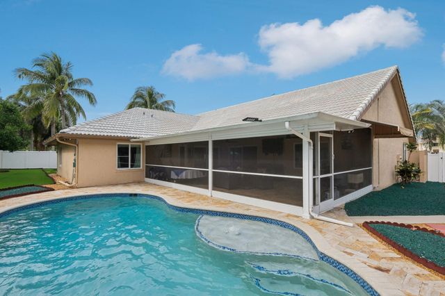 6491 Wetland Dr, Lake Worth, FL 33467
