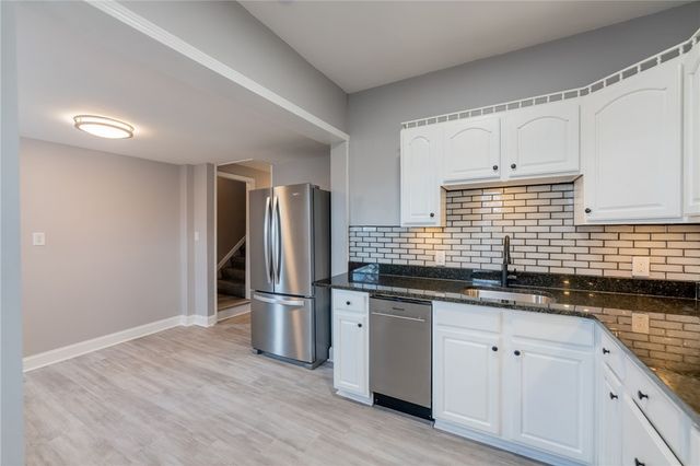 519 Lacock St, Rochester, PA 15074