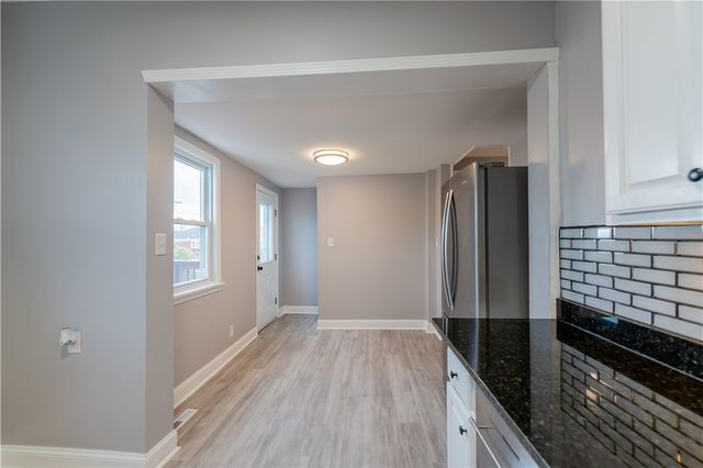 519 Lacock St, Rochester, PA 15074