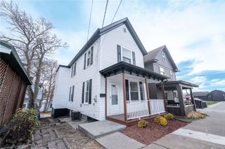 519 Lacock St, Rochester, PA 15074